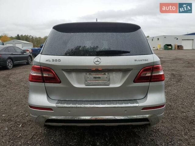 Мерседес М-Класс 2014 в Львове на Automoto.ua Серый Мерседес М-Класс, объемом двигателя 2.99 л и пробегом 202 тыс. км за 5000 $, фото 5 на Automoto.ua