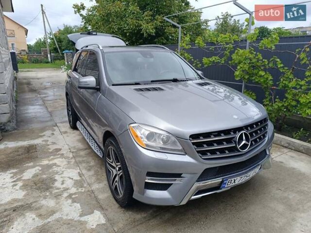 Серый Мерседес М-Класс, объемом двигателя 2.1 л и пробегом 250 тыс. км за 22000 $, фото 33 на Automoto.ua