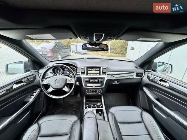 Серый Мерседес М-Класс, объемом двигателя 2.99 л и пробегом 285 тыс. км за 27500 $, фото 11 на Automoto.ua