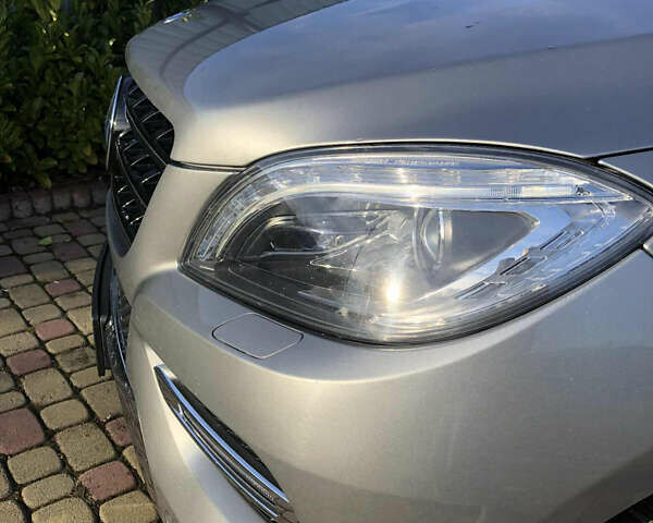 Сірий Мерседес М-Клас, об'ємом двигуна 2.14 л та пробігом 230 тис. км за 24800 $, фото 3 на Automoto.ua