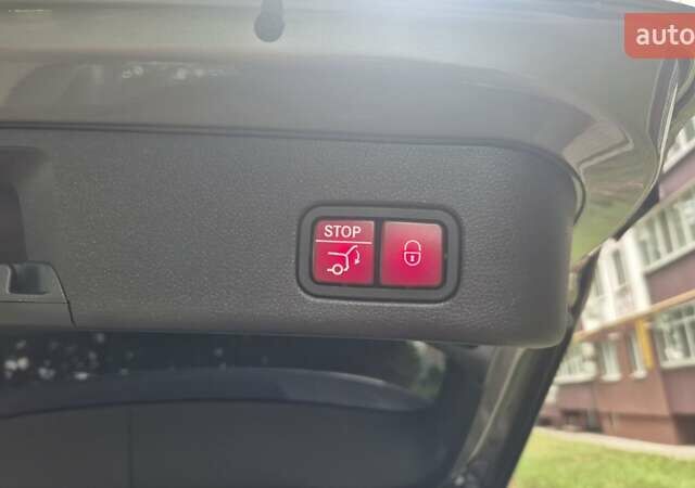 Серый Мерседес М-Класс, объемом двигателя 2.99 л и пробегом 103 тыс. км за 31000 $, фото 14 на Automoto.ua