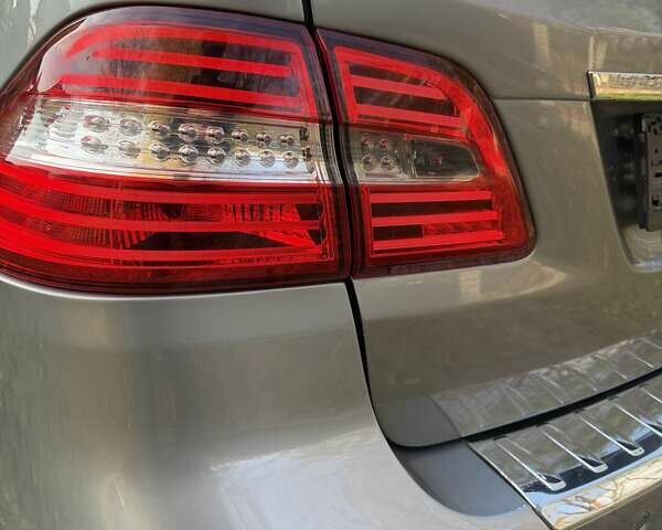 Серый Мерседес М-Класс, объемом двигателя 3.5 л и пробегом 180 тыс. км за 20900 $, фото 10 на Automoto.ua