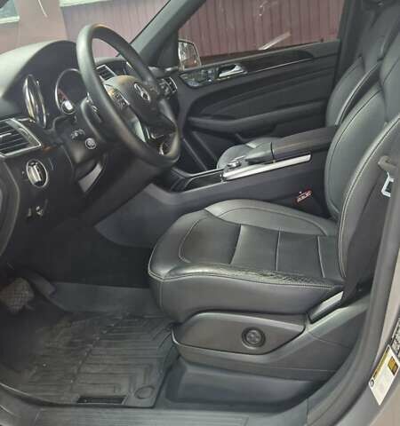 Серый Мерседес М-Класс, объемом двигателя 2.99 л и пробегом 103 тыс. км за 31000 $, фото 8 на Automoto.ua