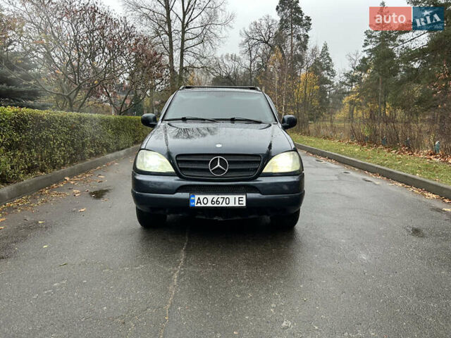 Синій Мерседес М-Клас, об'ємом двигуна 3.2 л та пробігом 280 тис. км за 5799 $, фото 2 на Automoto.ua