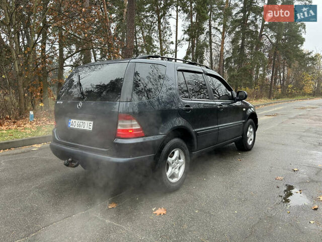 Синій Мерседес М-Клас, об'ємом двигуна 3.2 л та пробігом 280 тис. км за 5799 $, фото 3 на Automoto.ua