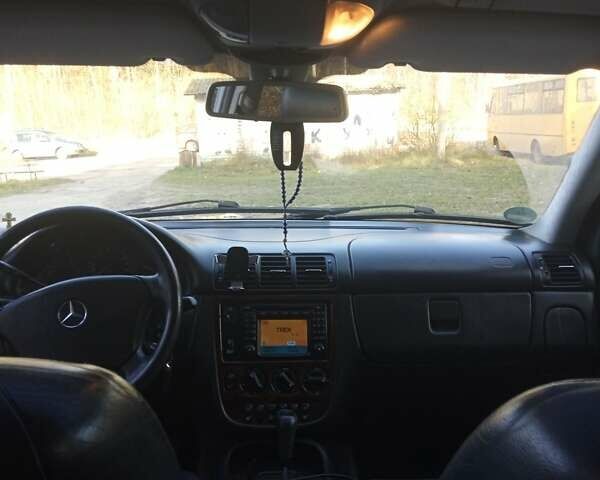 Синий Мерседес М-Класс, объемом двигателя 2.7 л и пробегом 254 тыс. км за 4500 $, фото 3 на Automoto.ua