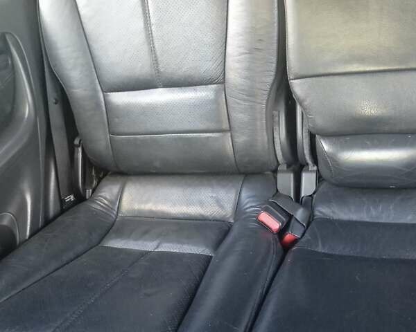 Синий Мерседес М-Класс, объемом двигателя 2.7 л и пробегом 254 тыс. км за 4500 $, фото 2 на Automoto.ua