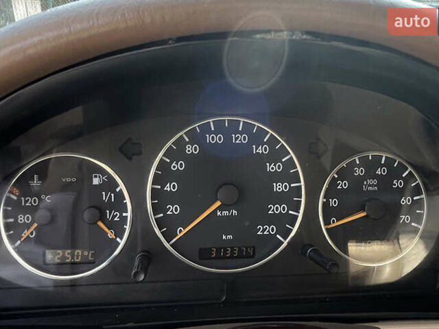 Синий Мерседес М-Класс, объемом двигателя 3.2 л и пробегом 302 тыс. км за 7600 $, фото 10 на Automoto.ua