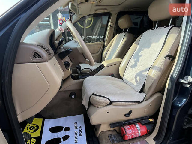 Синий Мерседес М-Класс, объемом двигателя 3.2 л и пробегом 302 тыс. км за 7600 $, фото 17 на Automoto.ua