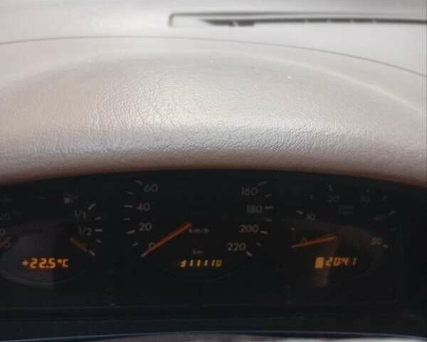 Синій Мерседес М-Клас, об'ємом двигуна 2.69 л та пробігом 300 тис. км за 8500 $, фото 12 на Automoto.ua