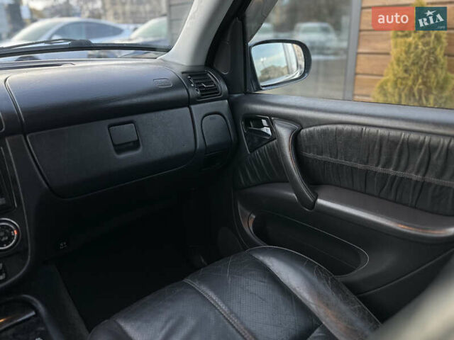 Синий Мерседес М-Класс, объемом двигателя 3.19 л и пробегом 324 тыс. км за 8400 $, фото 37 на Automoto.ua