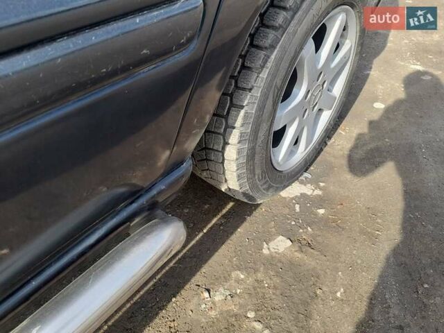 Синий Мерседес М-Класс, объемом двигателя 2.7 л и пробегом 305 тыс. км за 7300 $, фото 19 на Automoto.ua