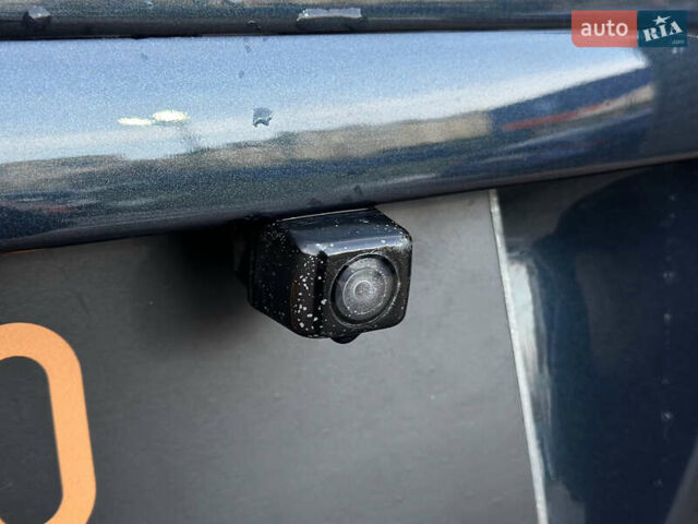 Синий Мерседес М-Класс, объемом двигателя 3.19 л и пробегом 324 тыс. км за 8400 $, фото 15 на Automoto.ua