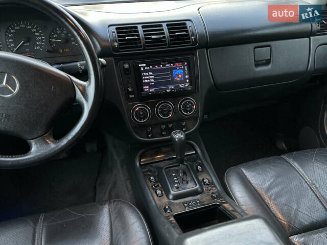 Синий Мерседес М-Класс, объемом двигателя 3.19 л и пробегом 324 тыс. км за 8400 $, фото 33 на Automoto.ua