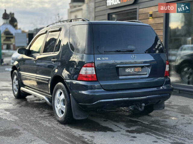 Синий Мерседес М-Класс, объемом двигателя 3.19 л и пробегом 324 тыс. км за 8400 $, фото 12 на Automoto.ua