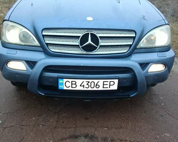 Синий Мерседес М-Класс, объемом двигателя 3.5 л и пробегом 360 тыс. км за 6900 $, фото 1 на Automoto.ua