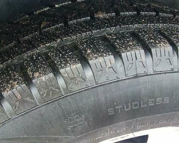 Синий Мерседес М-Класс, объемом двигателя 3.5 л и пробегом 360 тыс. км за 6900 $, фото 6 на Automoto.ua