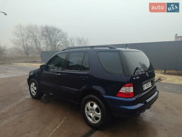 Синій Мерседес М-Клас, об'ємом двигуна 2.69 л та пробігом 219 тис. км за 5999 $, фото 5 на Automoto.ua