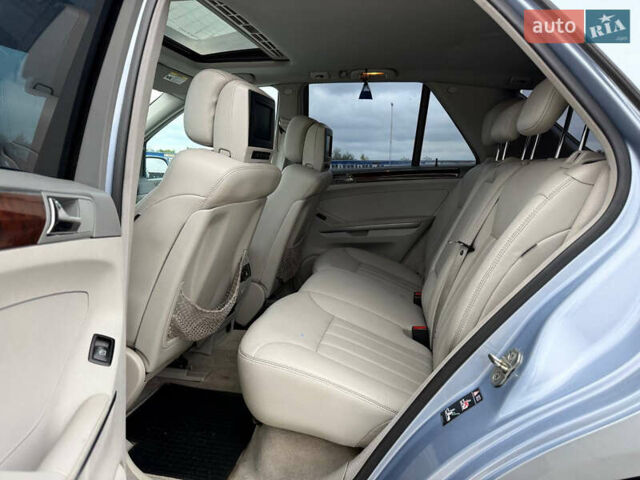 Синий Мерседес М-Класс, объемом двигателя 4.97 л и пробегом 261 тыс. км за 7900 $, фото 21 на Automoto.ua