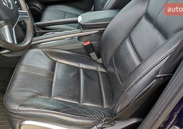 Мерседес М-Класс 2008 в Киеве на Automoto.ua Синий Мерседес М-Класс, объемом двигателя 3 л и пробегом 323 тыс. км за 14200 $, фото 17 на Automoto.ua