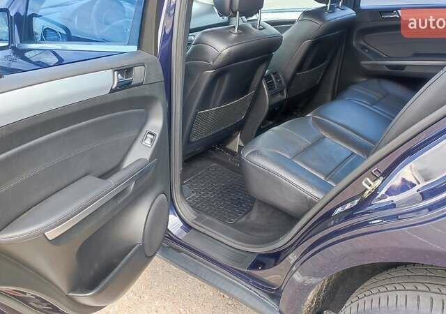 Мерседес М-Класс 2008 в Киеве на Automoto.ua Синий Мерседес М-Класс, объемом двигателя 3 л и пробегом 323 тыс. км за 14200 $, фото 22 на Automoto.ua