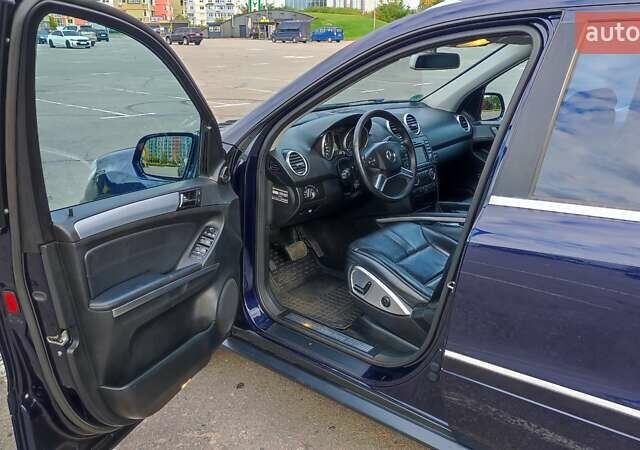 Мерседес М-Класс 2008 в Киеве на Automoto.ua Синий Мерседес М-Класс, объемом двигателя 3 л и пробегом 323 тыс. км за 14200 $, фото 16 на Automoto.ua