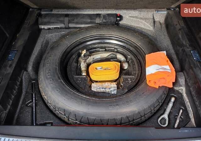 Мерседес М-Класс 2008 в Киеве на Automoto.ua Синий Мерседес М-Класс, объемом двигателя 3 л и пробегом 323 тыс. км за 14200 $, фото 26 на Automoto.ua