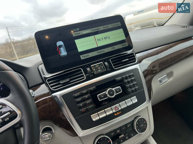 Синій Мерседес М-Клас, об'ємом двигуна 3 л та пробігом 166 тис. км за 30900 $, фото 51 на Automoto.ua