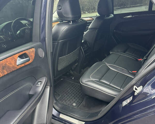 Синий Мерседес М-Класс, объемом двигателя 2.2 л и пробегом 211 тыс. км за 17500 $, фото 14 на Automoto.ua