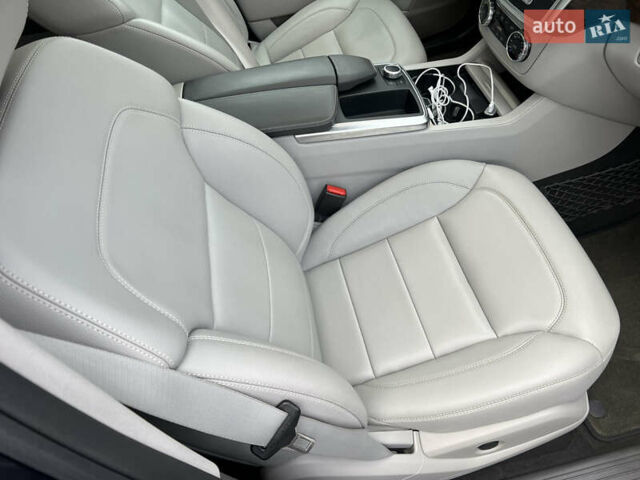 Синій Мерседес М-Клас, об'ємом двигуна 3 л та пробігом 166 тис. км за 30900 $, фото 58 на Automoto.ua