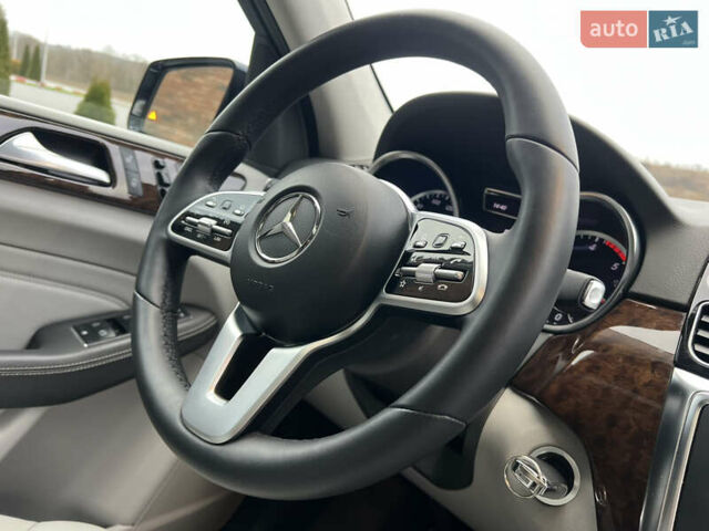 Синій Мерседес М-Клас, об'ємом двигуна 3 л та пробігом 166 тис. км за 30900 $, фото 56 на Automoto.ua