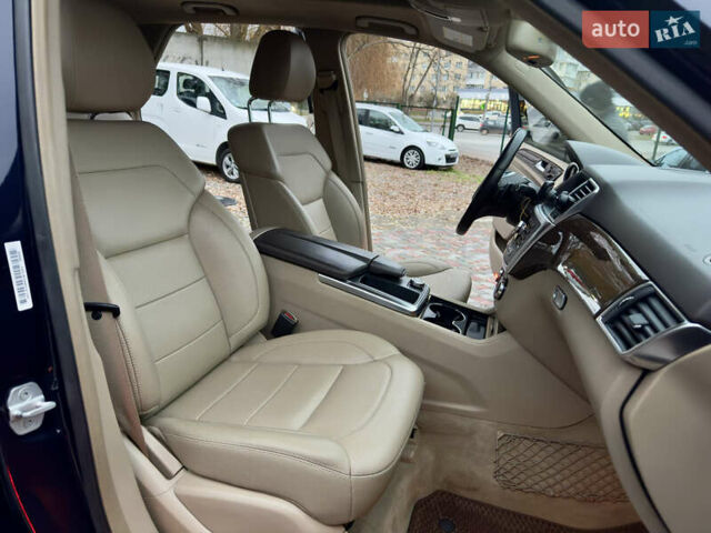 Мерседес М-Класс 2012 в Виннице на Automoto.ua Синий Мерседес М-Класс, объемом двигателя 2.99 л и пробегом 180 тыс. км за 18500 $, фото 5 на Automoto.ua