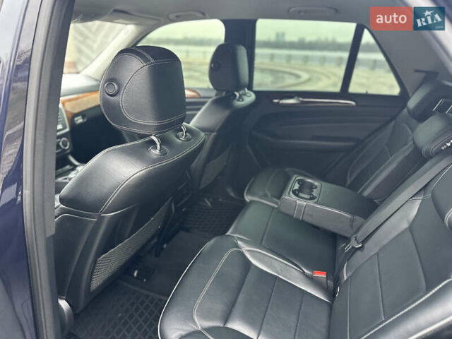 Синий Мерседес М-Класс, объемом двигателя 2.14 л и пробегом 213 тыс. км за 17777 $, фото 41 на Automoto.ua