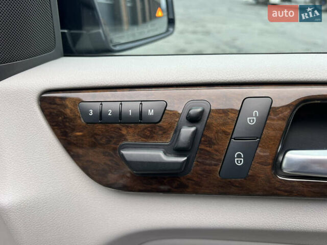 Синій Мерседес М-Клас, об'ємом двигуна 3 л та пробігом 166 тис. км за 30900 $, фото 60 на Automoto.ua