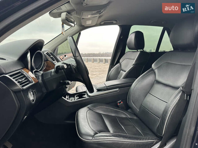 Синий Мерседес М-Класс, объемом двигателя 2.14 л и пробегом 213 тыс. км за 17777 $, фото 27 на Automoto.ua