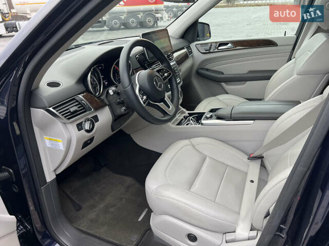 Синій Мерседес М-Клас, об'ємом двигуна 3 л та пробігом 166 тис. км за 30900 $, фото 43 на Automoto.ua