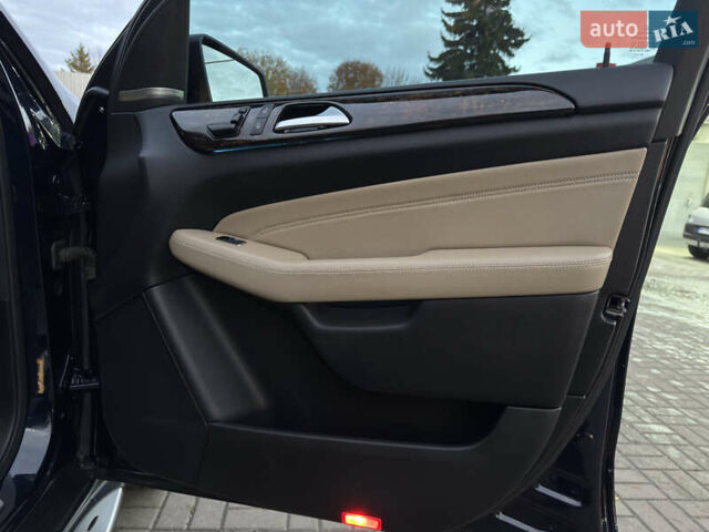 Синій Мерседес М-Клас, об'ємом двигуна 2.99 л та пробігом 242 тис. км за 21799 $, фото 42 на Automoto.ua