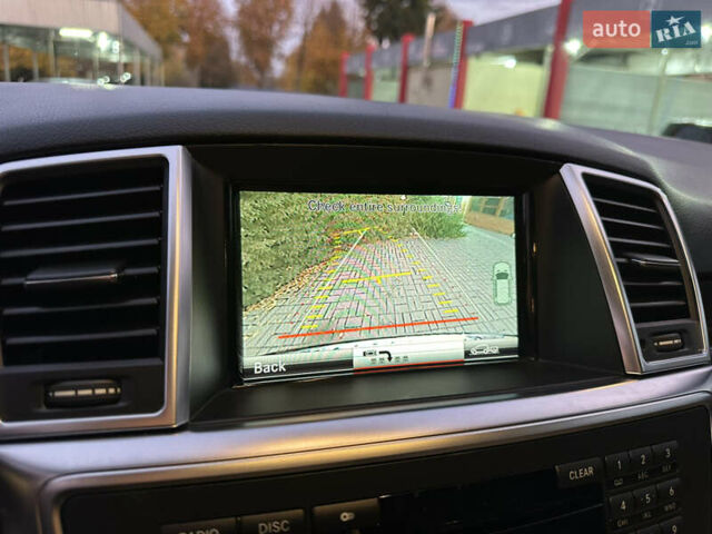 Синій Мерседес М-Клас, об'ємом двигуна 2.99 л та пробігом 242 тис. км за 21799 $, фото 47 на Automoto.ua