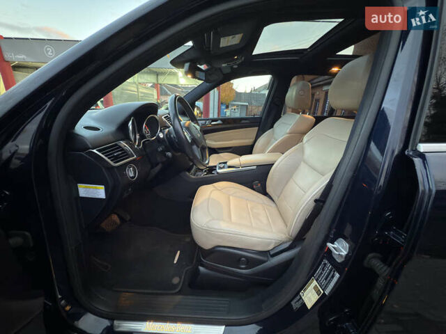 Синій Мерседес М-Клас, об'ємом двигуна 2.99 л та пробігом 242 тис. км за 21799 $, фото 29 на Automoto.ua