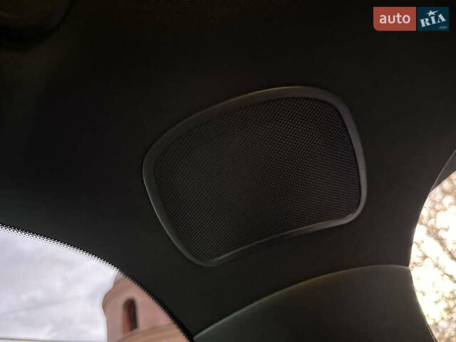 Синій Мерседес М-Клас, об'ємом двигуна 2.99 л та пробігом 242 тис. км за 21799 $, фото 64 на Automoto.ua