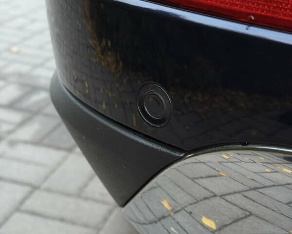 Синій Мерседес М-Клас, об'ємом двигуна 2.99 л та пробігом 242 тис. км за 21799 $, фото 19 на Automoto.ua