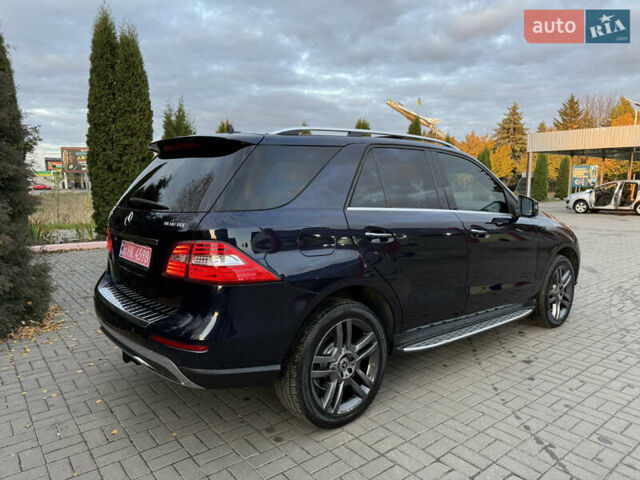 Синій Мерседес М-Клас, об'ємом двигуна 2.99 л та пробігом 242 тис. км за 21799 $, фото 11 на Automoto.ua