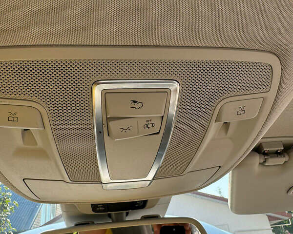 Синий Мерседес М-Класс, объемом двигателя 2.99 л и пробегом 269 тыс. км за 24500 $, фото 26 на Automoto.ua