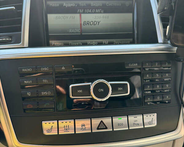 Синий Мерседес М-Класс, объемом двигателя 2.99 л и пробегом 269 тыс. км за 24500 $, фото 17 на Automoto.ua