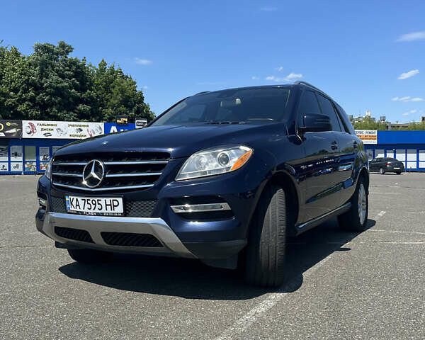 Синій Мерседес М-Клас, об'ємом двигуна 2.99 л та пробігом 216 тис. км за 20950 $, фото 35 на Automoto.ua
