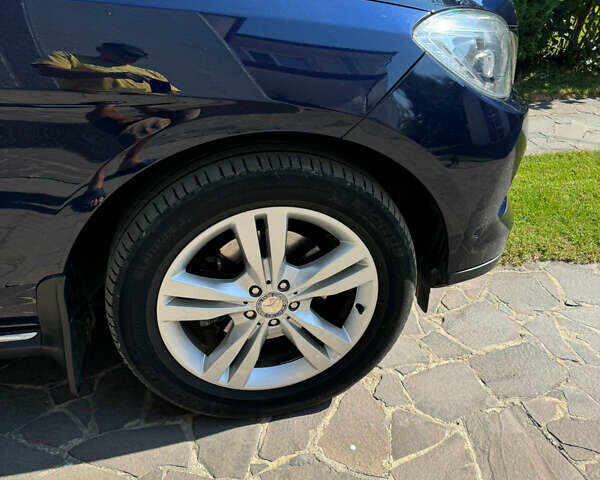 Синий Мерседес М-Класс, объемом двигателя 2.99 л и пробегом 269 тыс. км за 24500 $, фото 28 на Automoto.ua