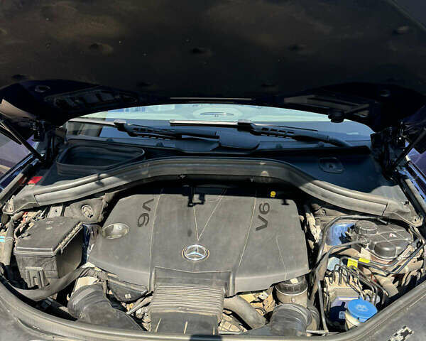 Синий Мерседес М-Класс, объемом двигателя 2.99 л и пробегом 269 тыс. км за 24500 $, фото 19 на Automoto.ua