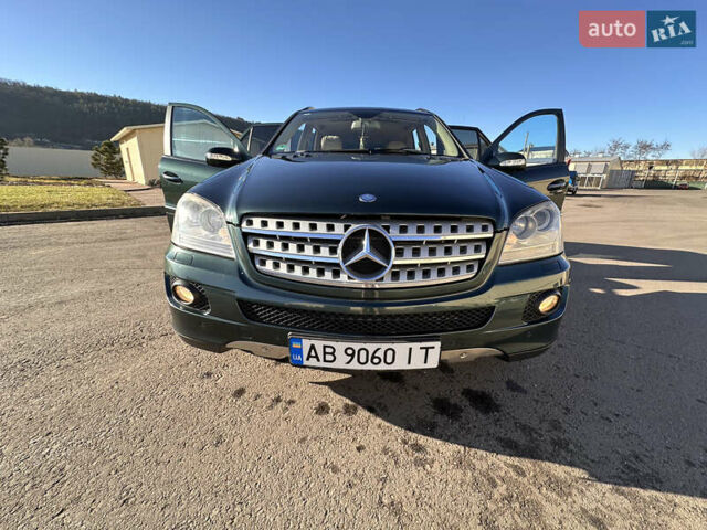 Зеленый Мерседес М-Класс, объемом двигателя 2.99 л и пробегом 310 тыс. км за 16000 $, фото 17 на Automoto.ua