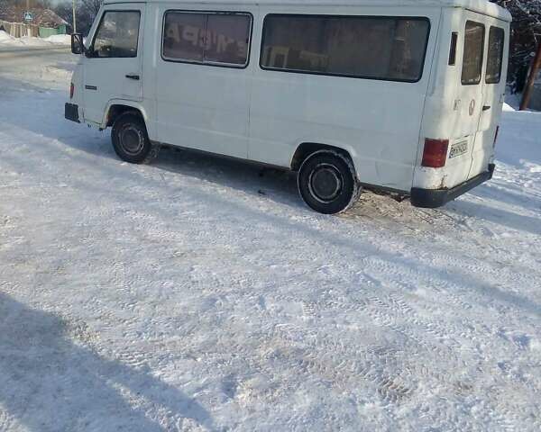 Білий Мерседес MB-Class, об'ємом двигуна 2.4 л та пробігом 470 тис. км за 2800 $, фото 7 на Automoto.ua