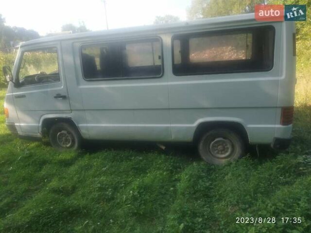 Белый Мерседес MB-Class, объемом двигателя 2.4 л и пробегом 100 тыс. км за 2350 $, фото 4 на Automoto.ua